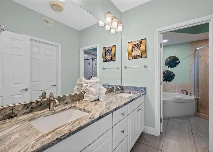 San Carlos 401 By Youngs Suncoast Apartment *